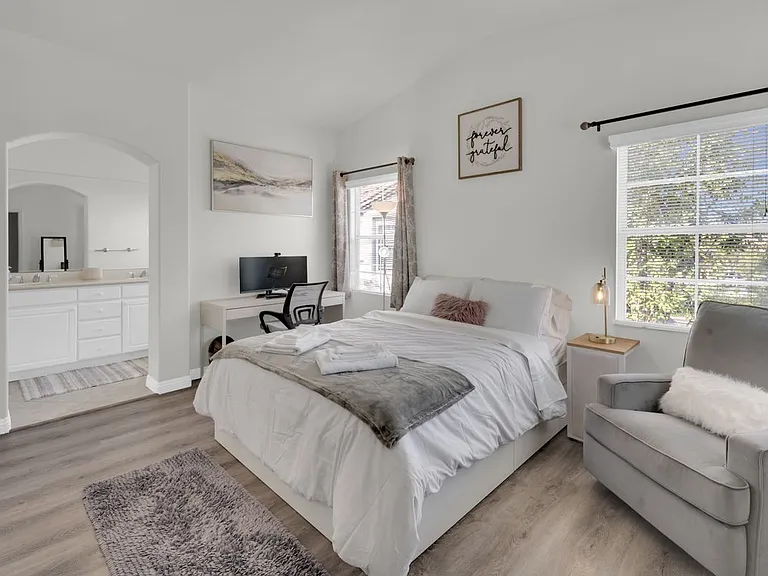 2850 Ballesteros Ln — Photo 13