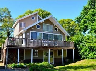 16 Sheridan Dr, Marshfield, MA 02050