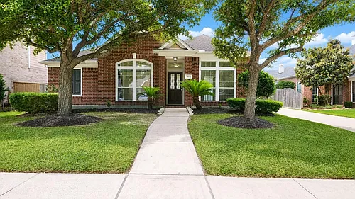 7414 Fall Creek Bnd Photo 1