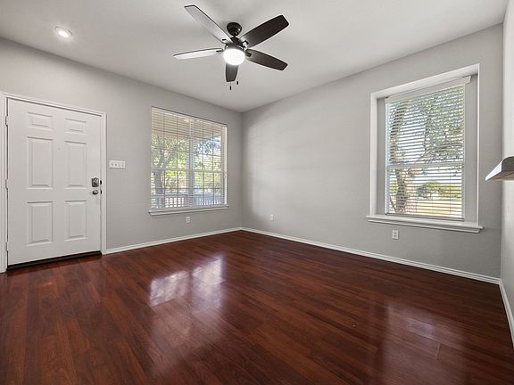 3rd image of 10401 Maydelle Dr #249