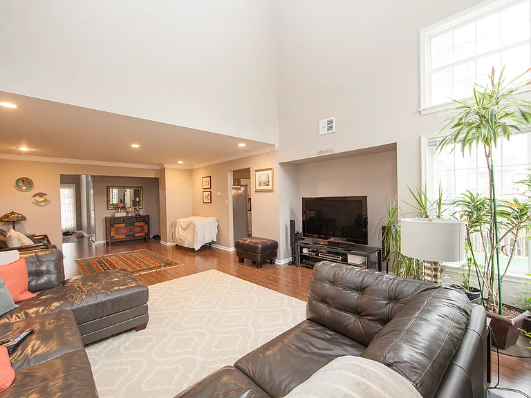 12 McManus Ct — Photo 6