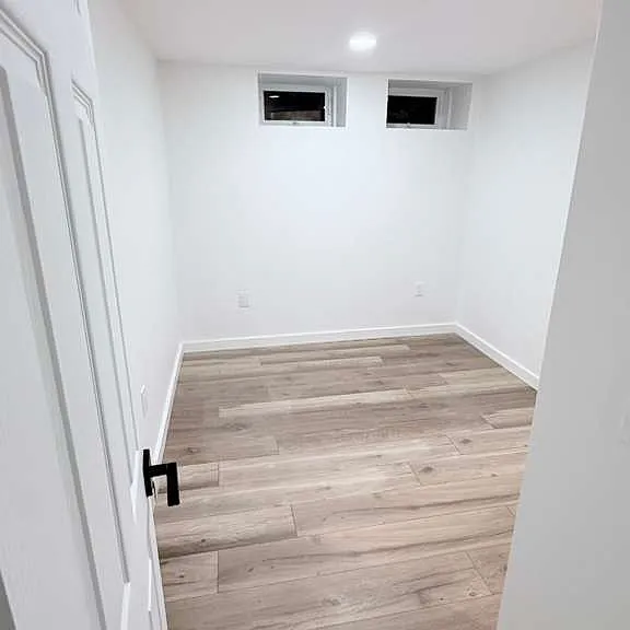 5956 Hasbrook Ave #B — Photo 4
