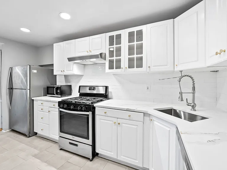 1207 Battery Ave — Photo 12