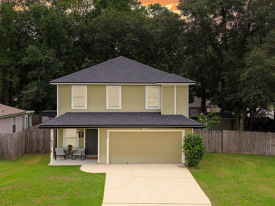 1st image of 1052 Buccaneer Blvd