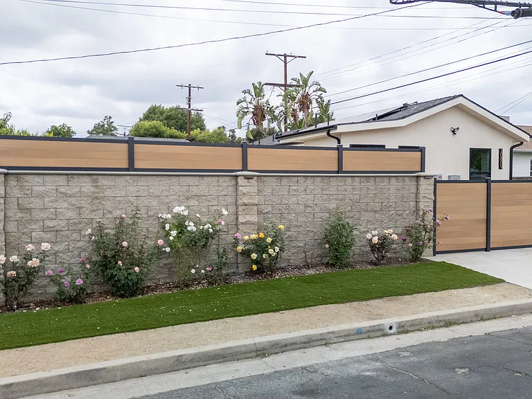 17501 Los Alimos St #10809 — Photo 27