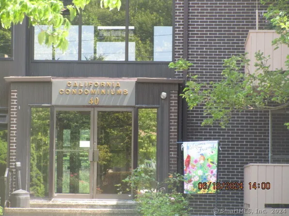 40 California St Unit C22, Stratford, CT 06615