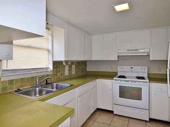 6101 Tuscony Cir, Arlington, 32277