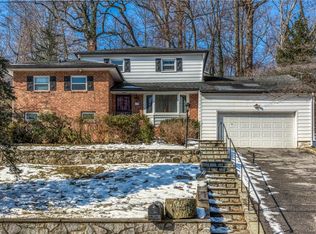 226 Pinebrook Blvd, New Rochelle, NY 10804