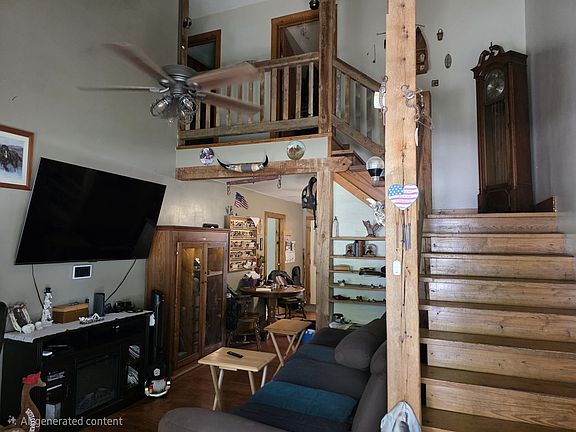 2nd image of 113 Birch St