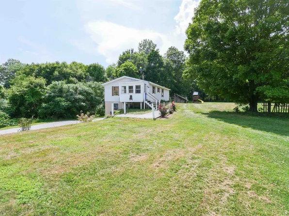 643 Parker Road, Pittsford, VT 05763