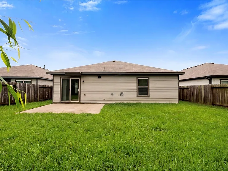 10061 Spring Creek Rd — Photo 24