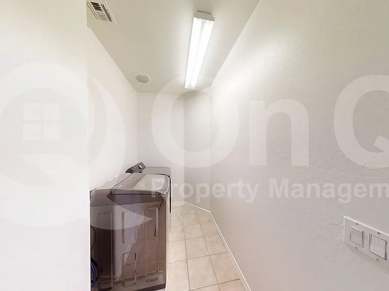 12204 W Ocotillo Ln — Photo 20