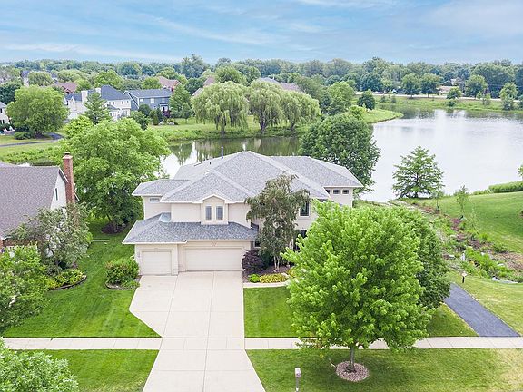 4th image of 3712 Tall Grass Dr
