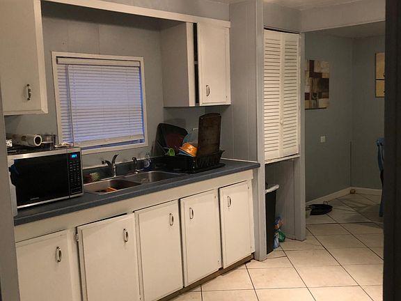 4th image of 110 Garrison Dr