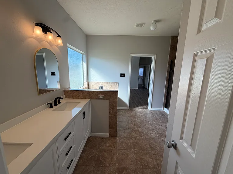 802 Harvard Pointe Dr — Photo 14