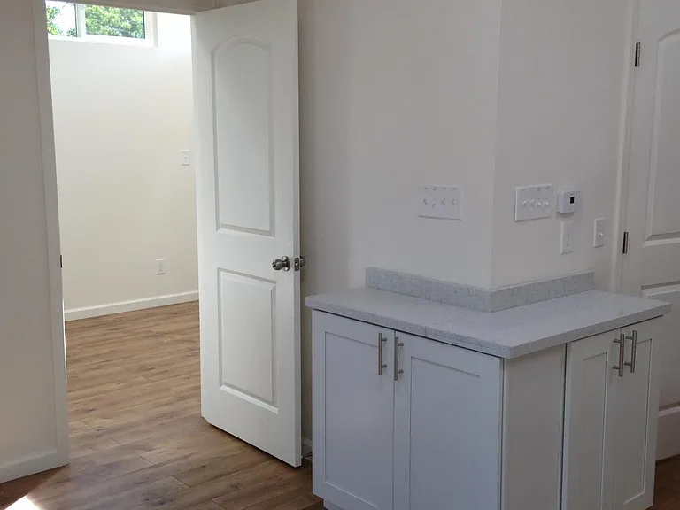 1069 Moreno Ave #A — Photo 11