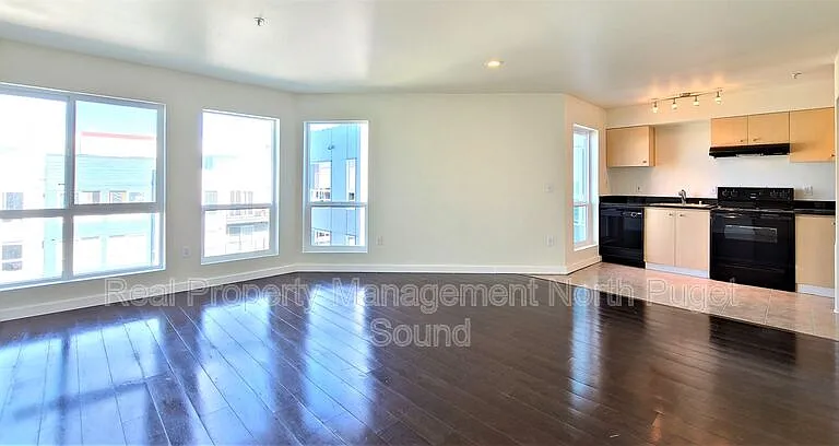 2824 Grand Ave #A610 — Photo 3