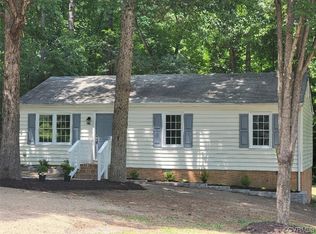 11226 Mistyhollow Rd, Midlothian, VA 23112