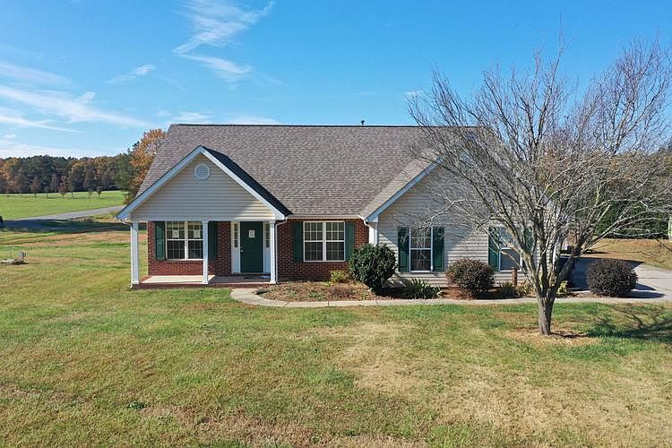 1st image of 2701 Emmanuel Dr