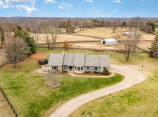 11611 Hidden Creek Rd, Prospect, KY 40059