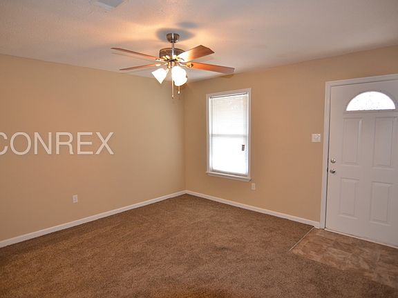 3rd image of 2819 Leawood Ct