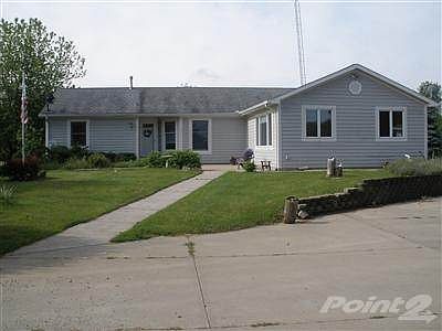 2nd image of 8540 Ruggles Rd