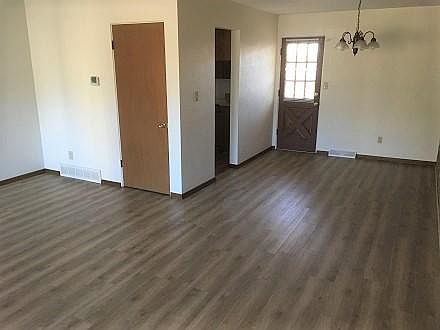 3rd image of 1110 W Mount Dr APT 103