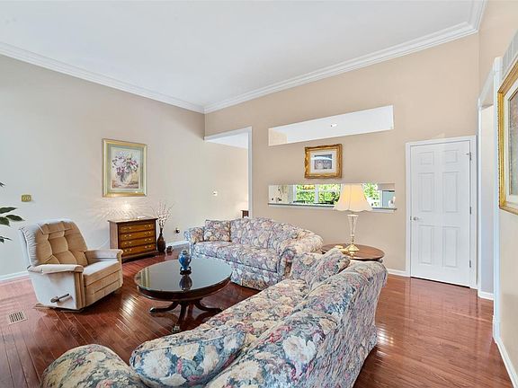 2nd image of 16160 Lea Oak Ct