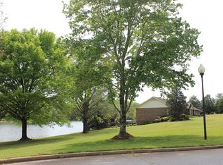 142 Twin Lakes Dr, Moore, SC 29369