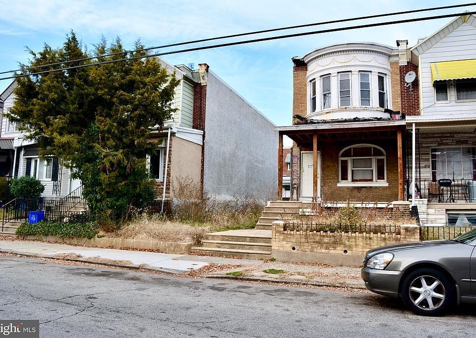 1st image of 5833 Larchwood Ave