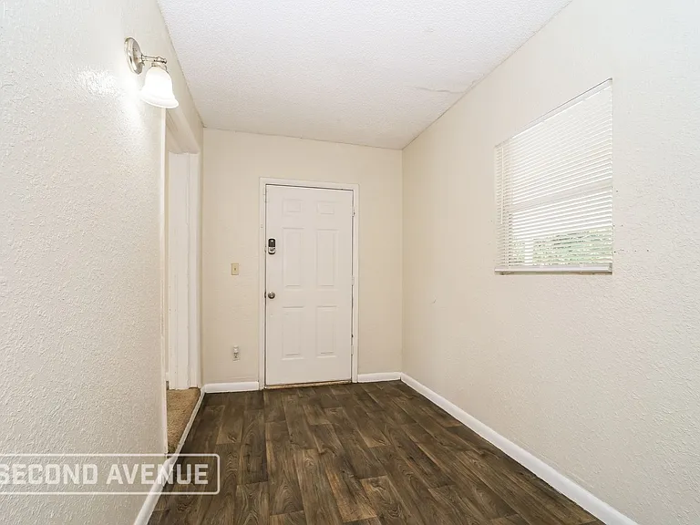 9561 Norfolk Blvd — Photo 16