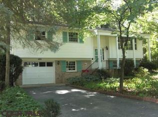 486 Sierra Ln, State College, PA 16803