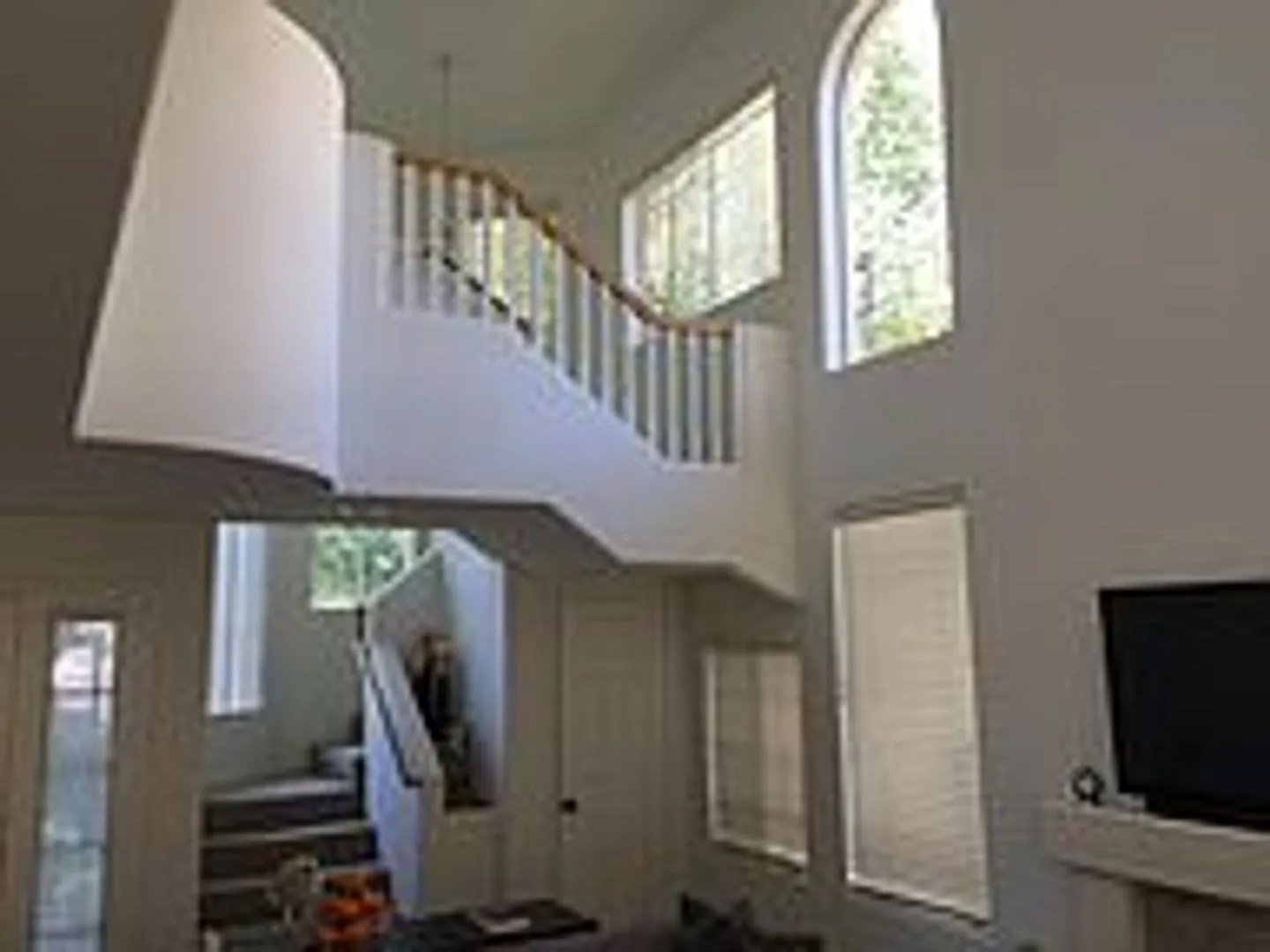 Beautiful 3 bd/2.5 bath Newbury Park Home — Photo 3
