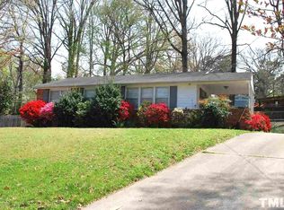 3224 Pinecrest Dr, Raleigh, NC 27609