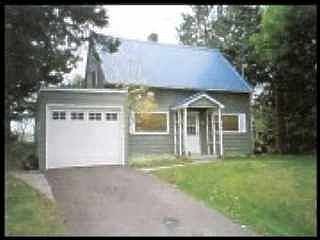 Front of Home w/ Garage