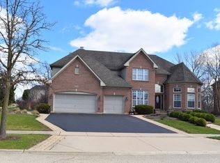 699 Union Ave, Bartlett, IL 60103