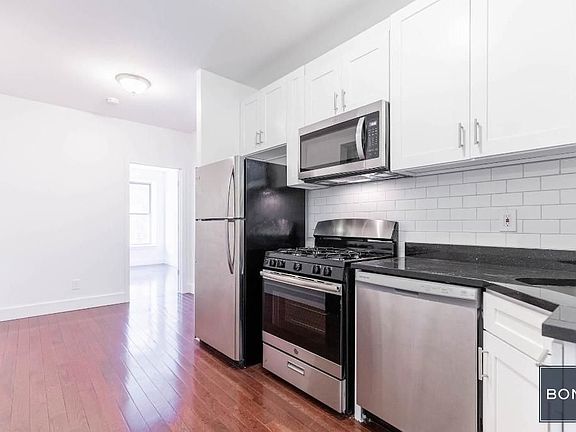 3rd image of 787 9th Ave #4N