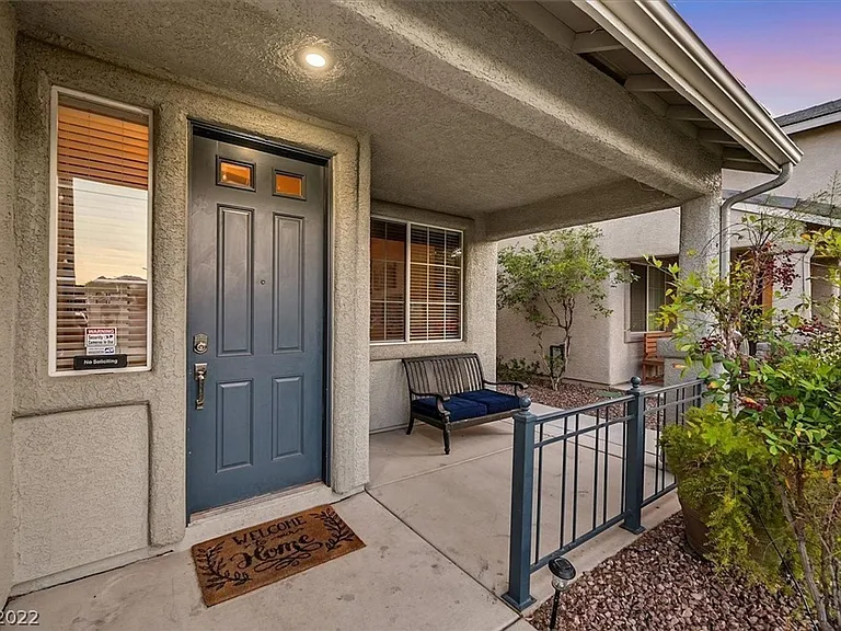 11077 Turlington Ln — Photo 11