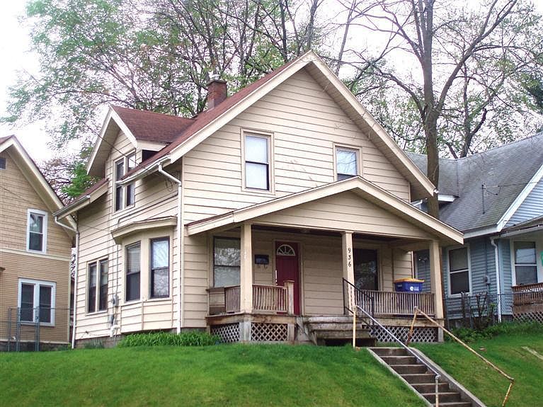 1st image of 936 Oakhill St SE