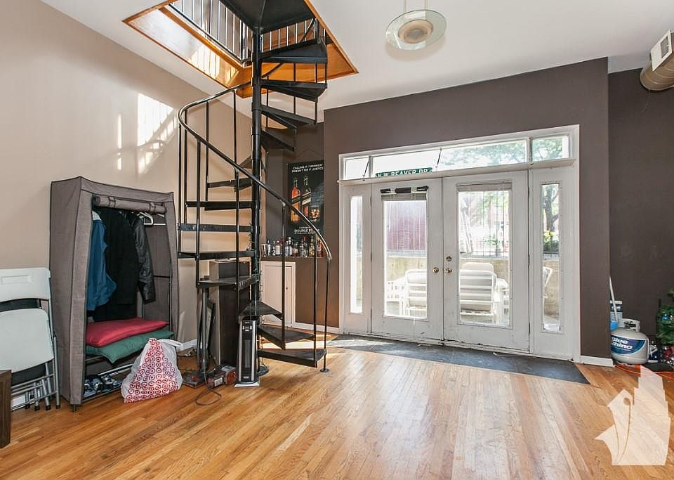 1st image of 1342 N Dean St APT 1
