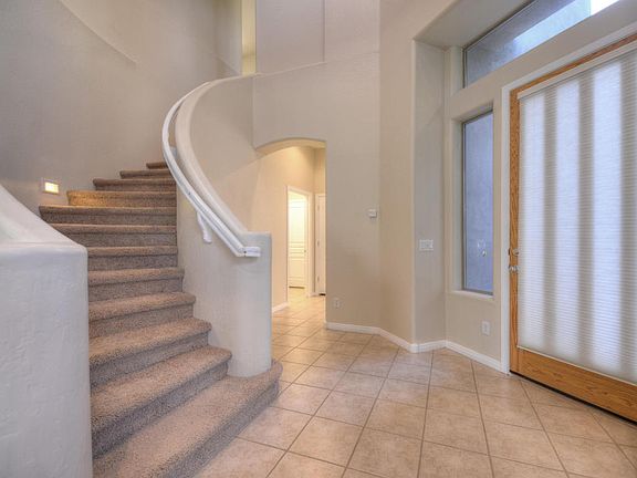 5th image of 7298 E Del Acero Dr