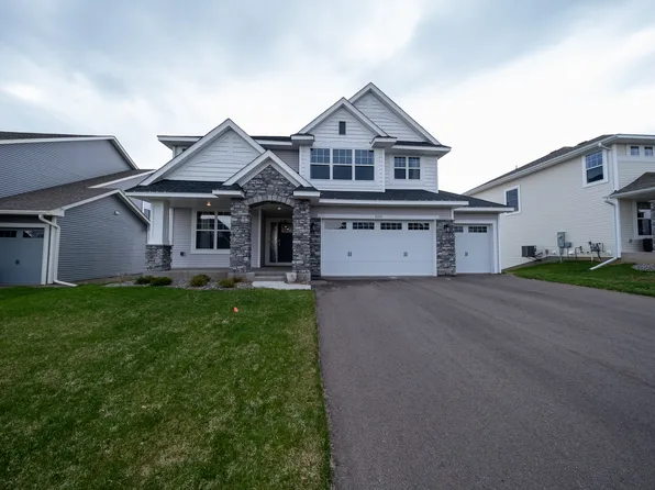 8353 Abercrombie Ln, Woodbury, MN 55129