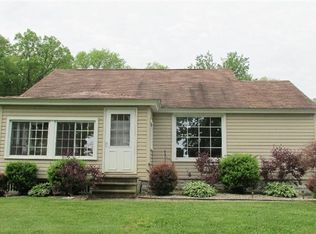 672 Waverly Rd, La Porte, IN 46350