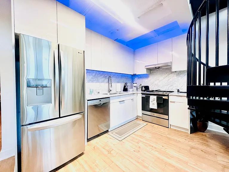 HWH Luxury Living — Photo 97