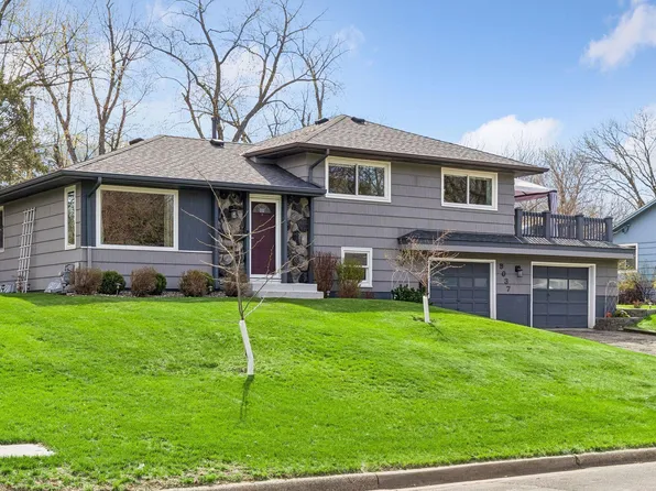 9037 Emerson Ave S, Bloomington, MN 55420