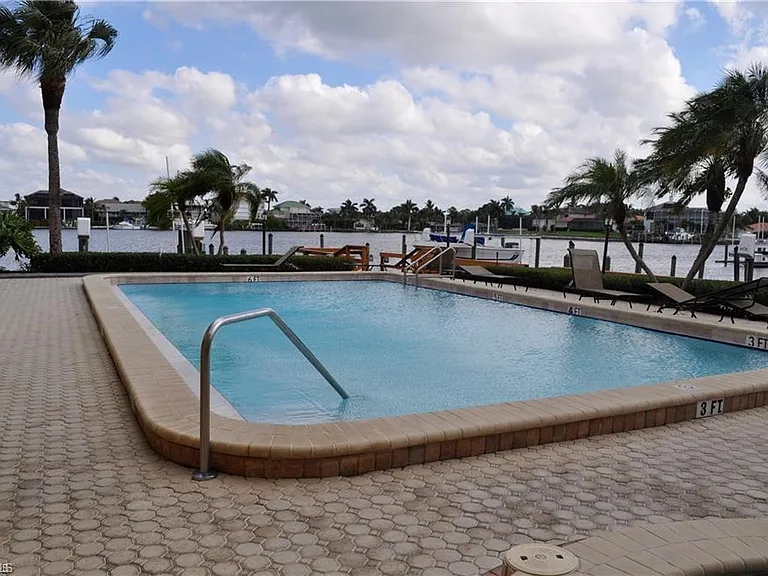 271 Southbay Dr #235 — Photo 19