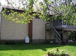 1033 N Richmond Ave, Lindenhurst, NY 11757