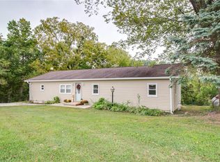 4811 S Mississippi River Rd, Golden Eagle, IL 62036