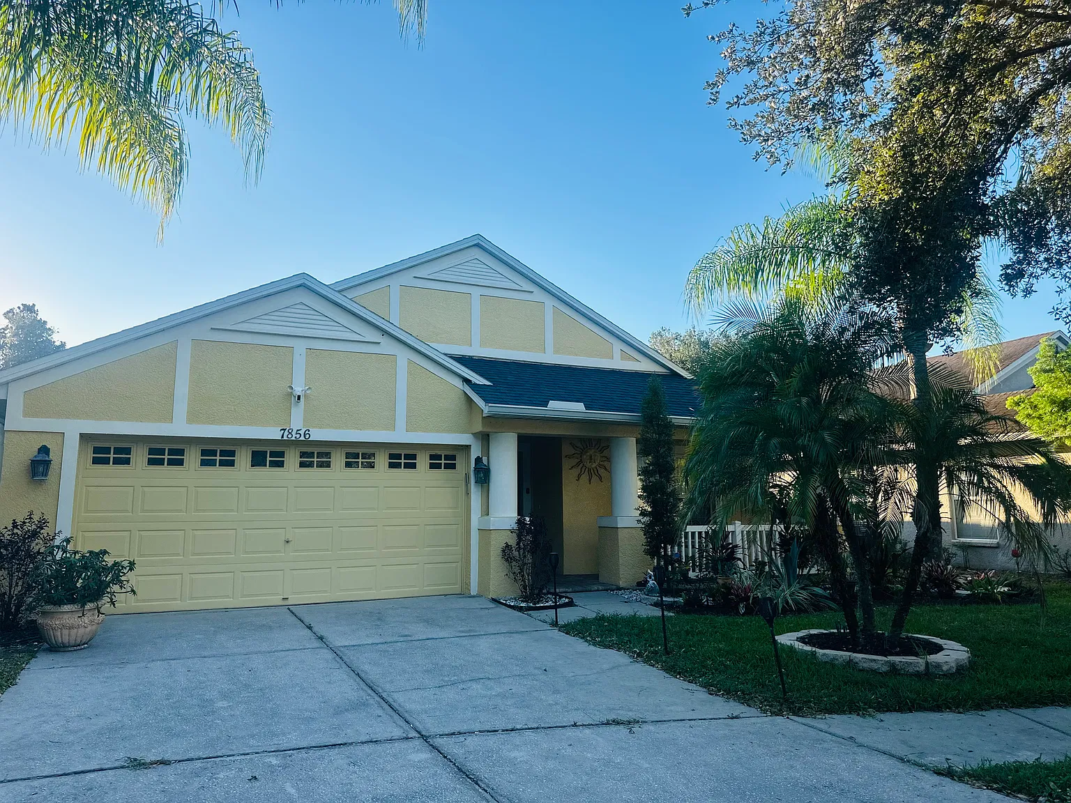 3 bed, 2084 sqft, $3,000 — Photo 1