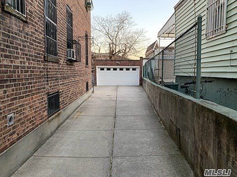 4th image of 7434 43rd Ave